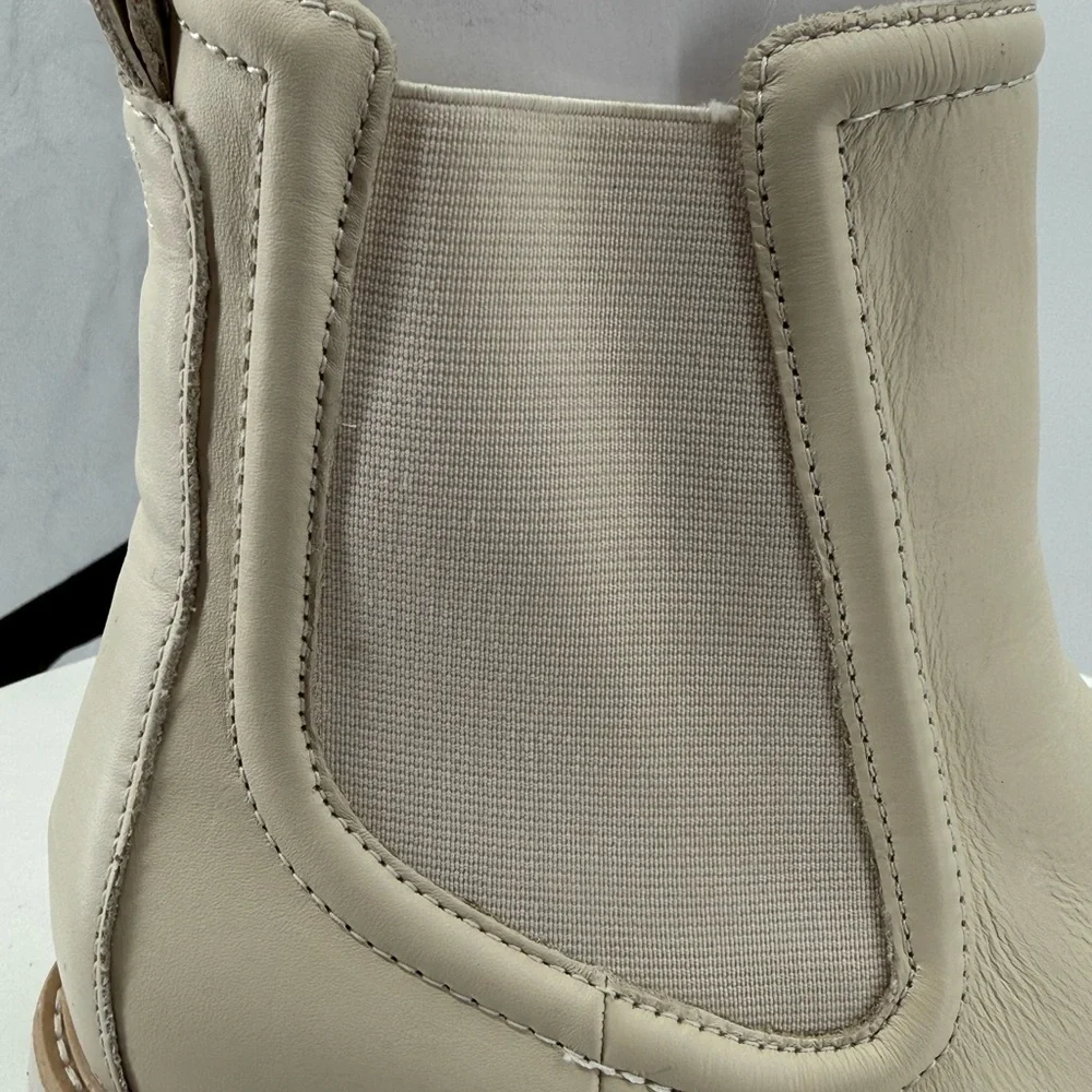 Dolce Vita Cream Lug Sole Chelsea Boots Size 10 Platform Ankle Boot Size 10 NWOB